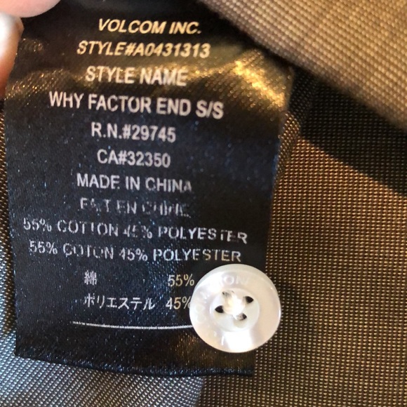 VOLCOM  COUPE CLASSIC BUTTON DOWN MENS M - Picture 6 of 8